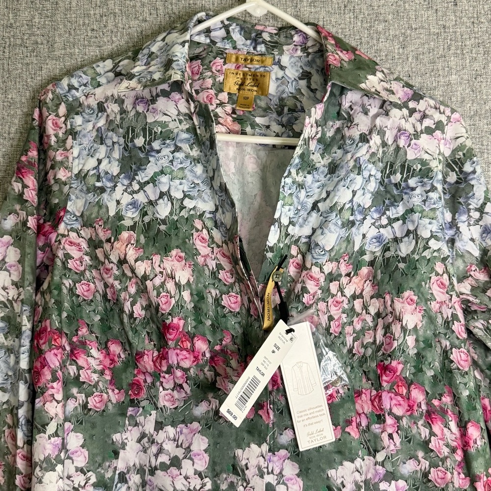 Floral Button Down Graphic Pink and Green Print No Iron Stretch Size 10P